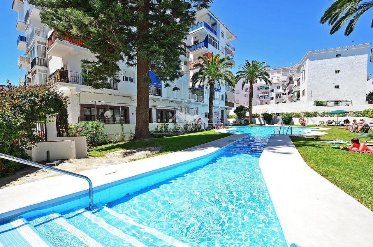 Bright Central Apartment Nerja Exterior foto